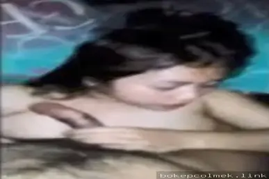 ABG Chubby Kuncir Nyepong Kontol Batuk Peju Kental